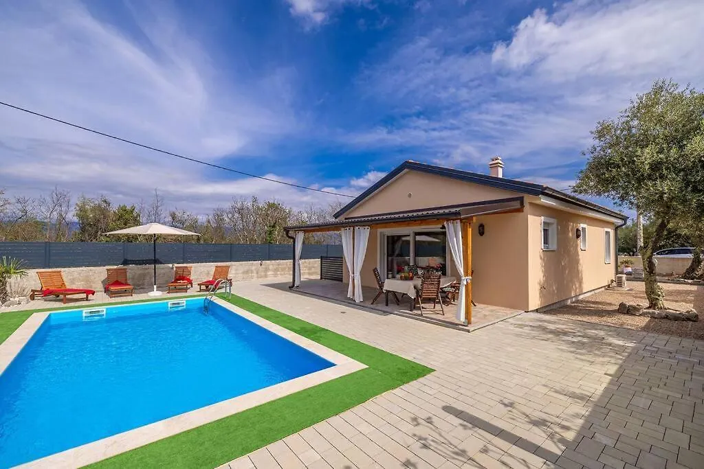 Kuca Za Odmor Aslan S Bazenom Villa Gostinjac Holiday home